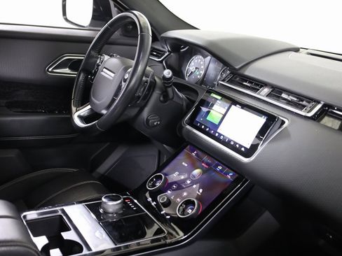 Used 2018 Land Rover Range Rover Velar S image 53