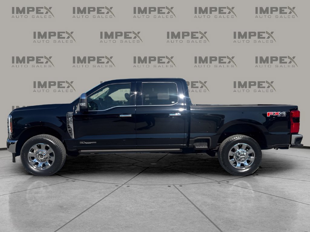 Used 2025 Ford F350 Lariat w/ Lariat Ultimate Package AWD/4WD image 2