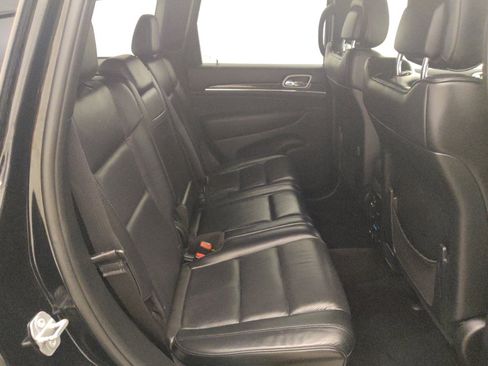 Used 2018 Jeep Grand Cherokee Overland AWD/4WD image 19