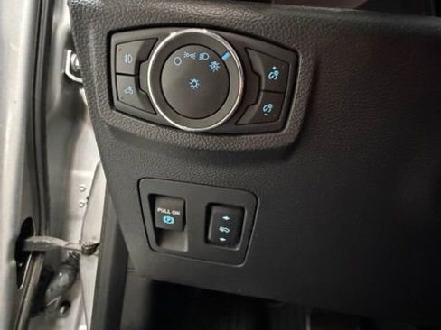 Used 2018 Ford F150 XLT w/ Equipment Group 302A Luxury AWD/4WD image 20