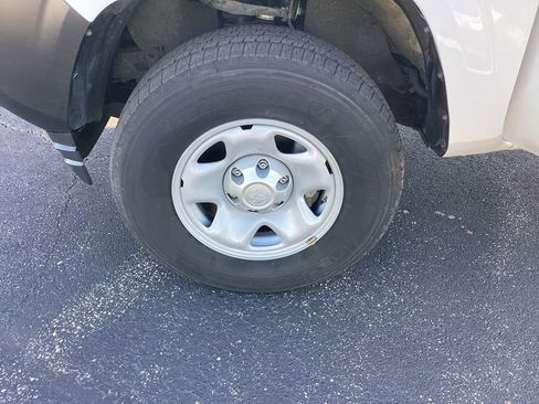 Used 2023 Toyota Tacoma SR image 27