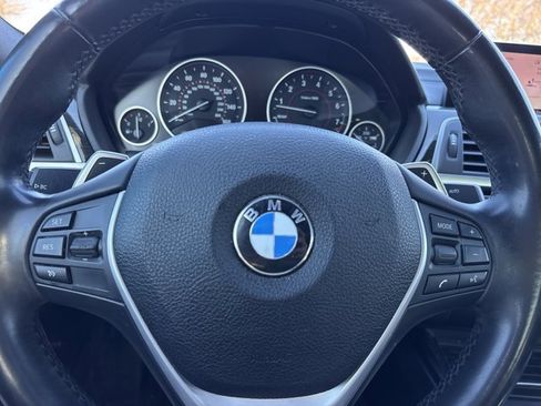Used 2018 BMW 340i Sedan w/ Premium Package image 23