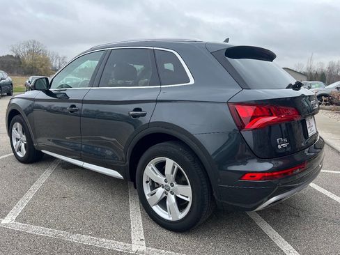 Used 2019 Audi Q5 Prestige w/ Prestige Package image 4