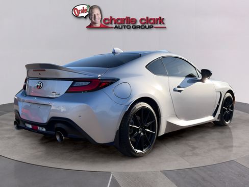 Used 2025 Toyota GR86 Premium RWD image 5