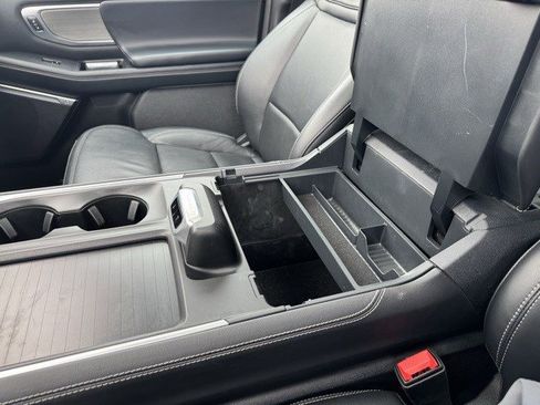 Certified 2025 Ford Expedition Max Platinum image 18