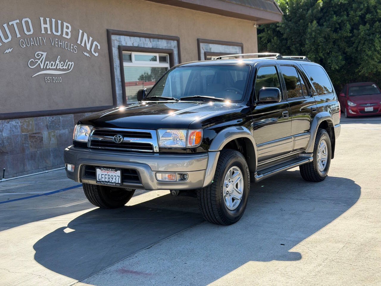Used 1999 Toyota 4Runner Limited w/ Upgrade Value Pkg 5 RWD image 2