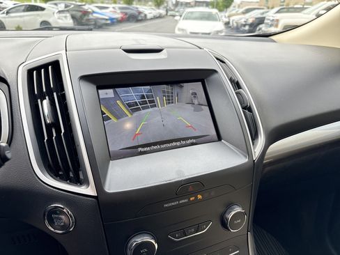 Used 2019 Ford Edge SEL w/ Equipment Group 201A image 25