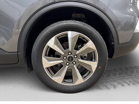 Used 2025 Ford Escape Platinum image 53