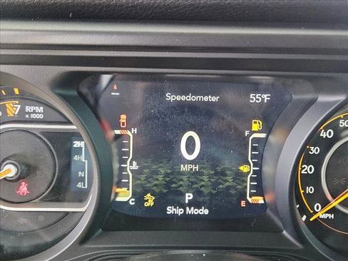 New 2026 Jeep Gladiator Sport image 11