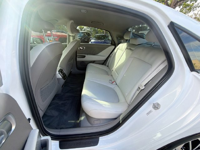 Used 2024 Hyundai Ioniq 6 SEL RWD image 25