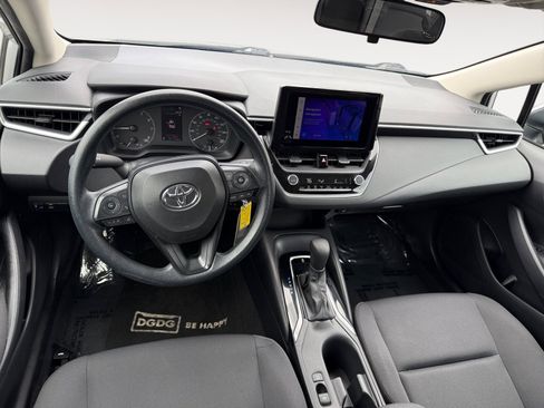 Used 2024 Toyota Corolla LE FWD image 15