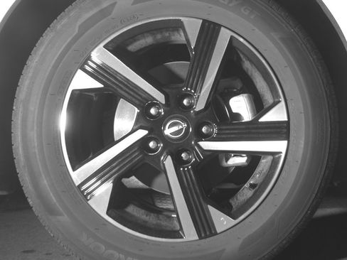 Used 2025 Nissan Sentra SV image 13