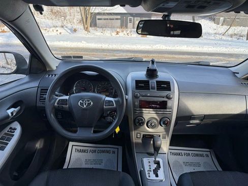 Used 2011 Toyota Corolla S image 11