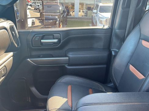 Used 2023 GMC Sierra 2500 AT4 w/ Gooseneck/5TH Wheel Package AWD/4WD image 17
