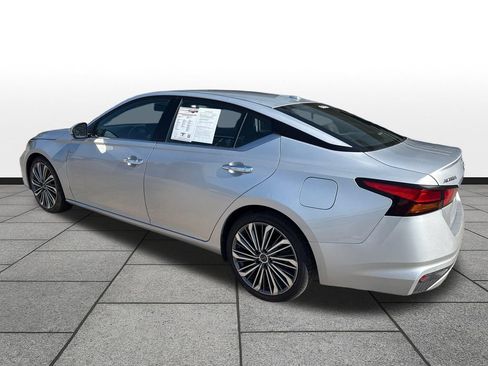 Used 2023 Nissan Altima 2.5 SL FWD image 3