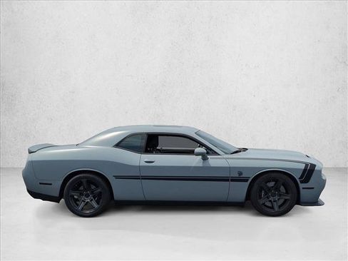 Used 2022 Dodge Challenger SRT Hellcat Redeye RWD image 4