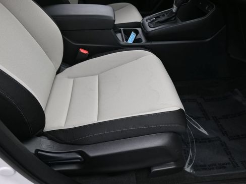 Used 2025 Honda CR-V LX image 41