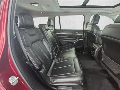 Used 2021 Jeep Grand Cherokee L Limited AWD/4WD image 24