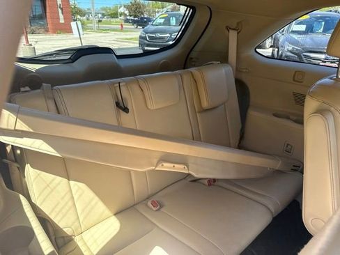 Used 2017 Toyota Highlander Limited AWD/4WD image 24