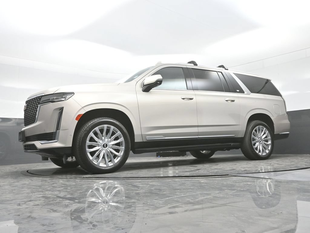 Certified 2024 Cadillac Escalade ESV Premium Luxury AWD/4WD image 26