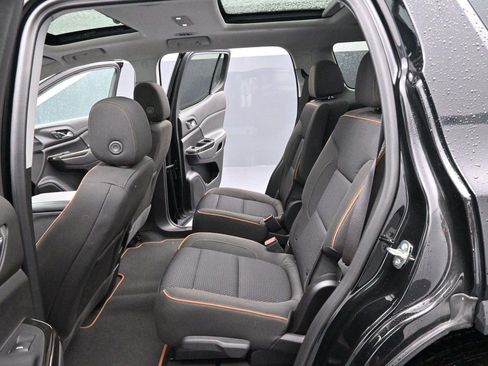 Used 2023 GMC Acadia AT4 AWD/4WD image 32
