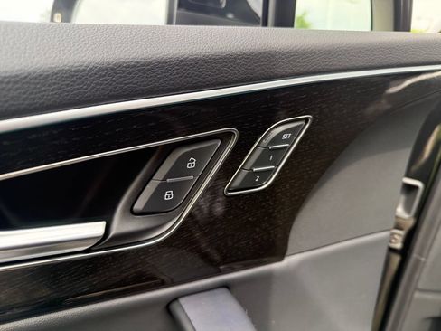 Certified 2025 Audi Q7 3.0T Premium Plus AWD/4WD image 20