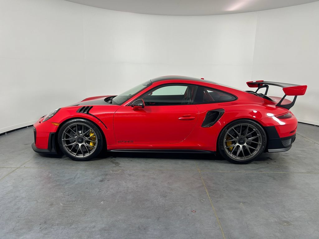 Certified 2018 Porsche 911 GT2 RS w/ Weissach Package RWD image 2
