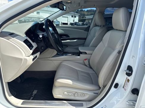 Used 2016 Acura RLX Sport Hybrid w/ Advance Pkg AWD/4WD image 16