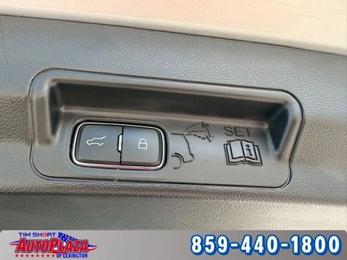 Used 2025 Ford Explorer Platinum w/ Ultimate Package AWD/4WD image 38