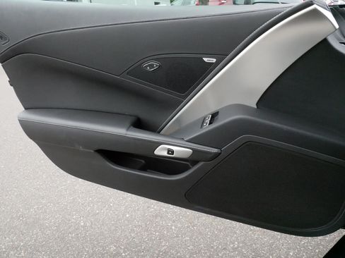 Used 2017 Chevrolet Corvette Stingray Coupe w/ Battery Protection Package RWD image 29