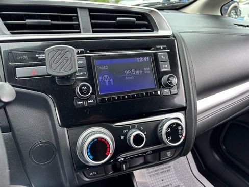 Used 2017 Honda Fit LX image 18