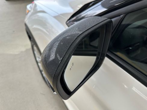 New 2026 Ford Explorer Platinum image 13