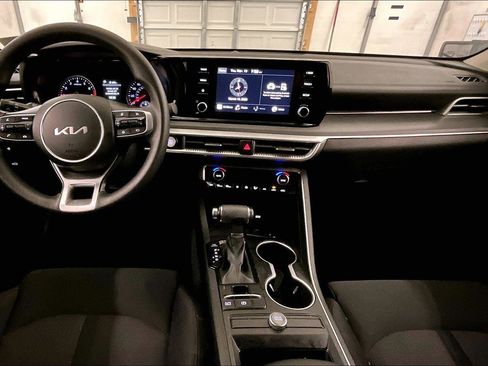Used 2022 Kia K5 LXS image 14