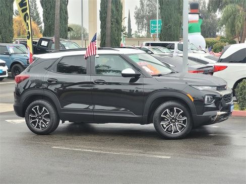 Certified 2023 Chevrolet TrailBlazer ACTIV w/ Convenience Package image 4