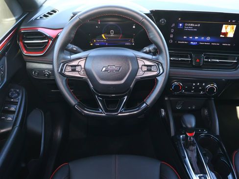 Used 2026 Chevrolet TrailBlazer RS w/ Driver Confidence Package FWD image 9