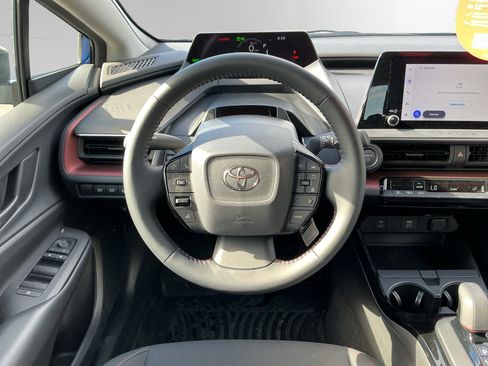 New 2026 Toyota Prius Plug-In Hybrid FWD image 12