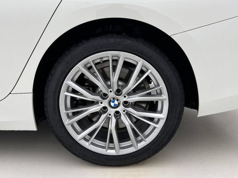 Certified 2023 BMW 330i xDrive Sedan w/ Convenience Package AWD/4WD image 28