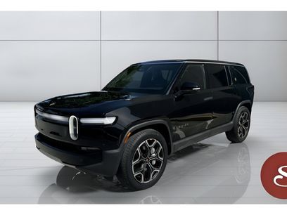 Used 2025 Rivian R1S Adventure