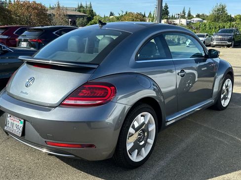 Used 2019 Volkswagen Beetle 2.0T Final Edition SEL FWD image 2