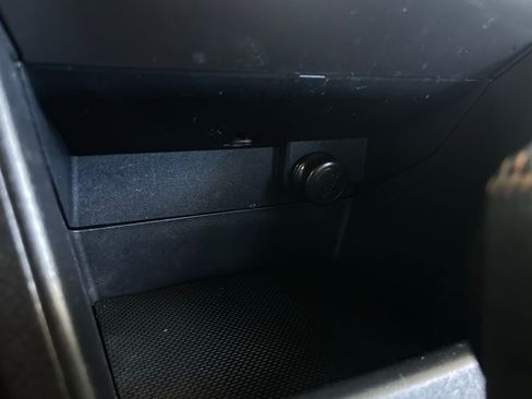 Used 2017 Subaru Crosstrek 2.0i Premium image 37