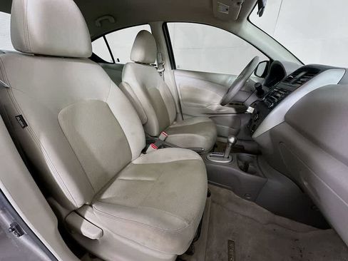 Used 2016 Nissan Versa SV w/ SV Appearance Package image 14