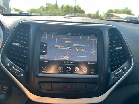 Used 2014 Jeep Cherokee Trailhawk w/ Comfort/Convenience Group AWD/4WD image 15