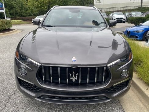 Used 2022 Maserati Levante GT image 3