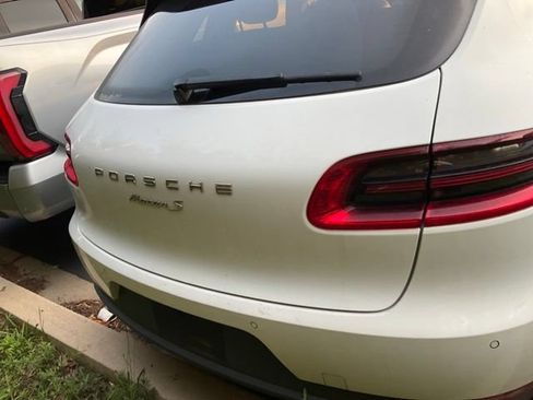 Used 2016 Porsche Macan S AWD/4WD image 7
