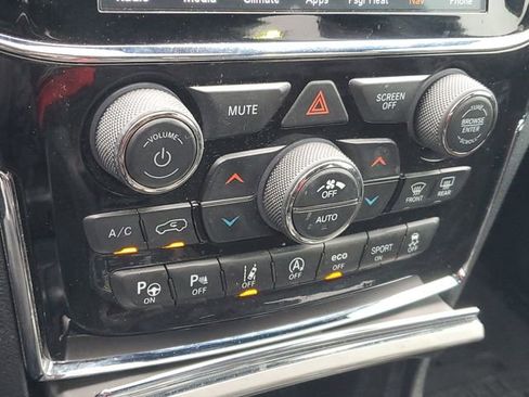 Used 2019 Jeep Grand Cherokee Trailhawk image 29