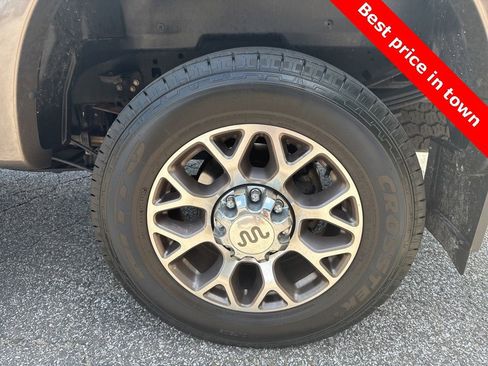 Used 2020 Ford F350 King Ranch w/ FX4 Off-Road Package image 35