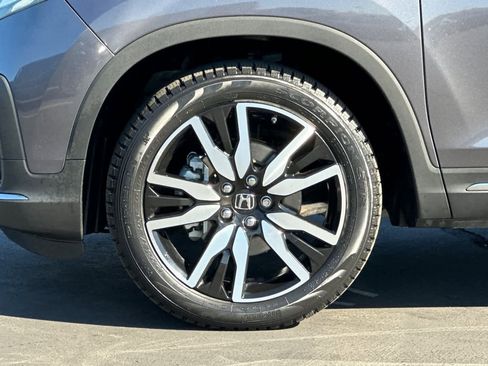 Used 2019 Honda Pilot Touring image 34