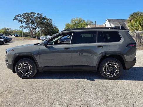 New 2026 Jeep Cherokee Laredo image 4