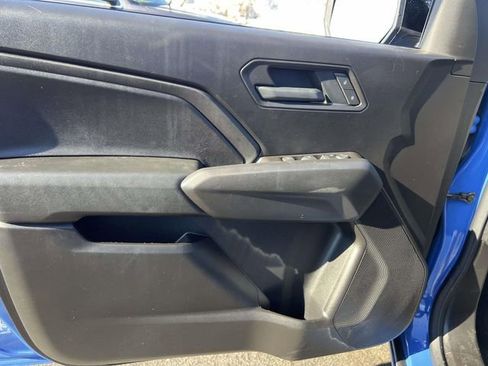 Certified 2025 Chevrolet Colorado Trail Boss w/ Midnight Edition image 16