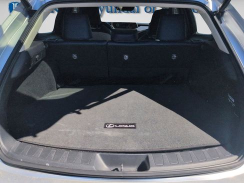 Used 2020 Lexus UX 250h w/ Premium Package image 19